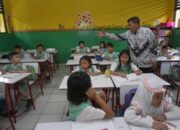 1.200 Guru Dikirim Belajar ke Luar Negeri