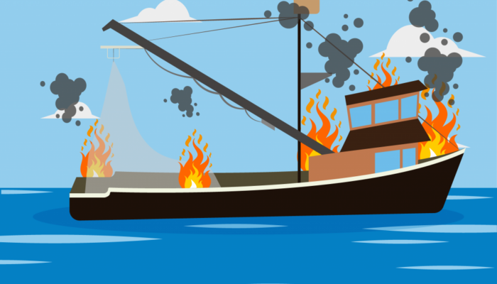 Kapal Ikan Terbakar di Laut Tobelo