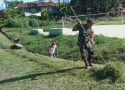 Cegah Banjir, Warga dan Babinsa Bersih-Bersih Drainase