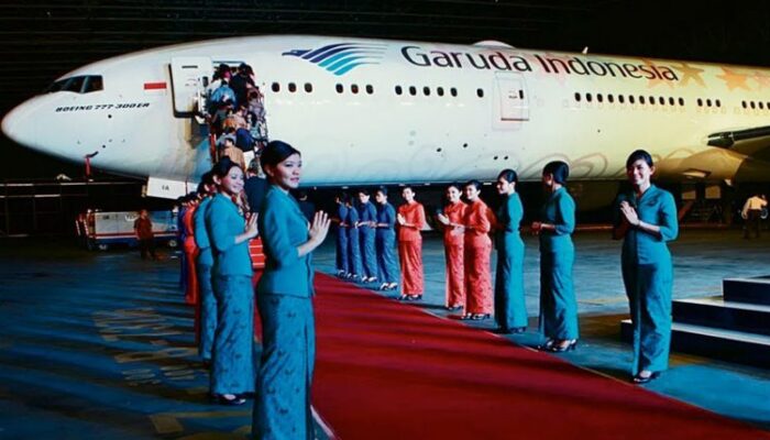 Penumpang Garuda  dari Ternate Wajib PCR