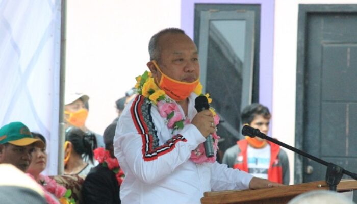 Penyokong Dana Ikut Hengkang dari Petahana