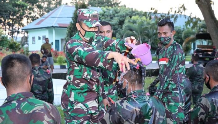 Kodim 1508/Tobelo Gelar Tradisi Penerimaan Anggota Bintara Remaja