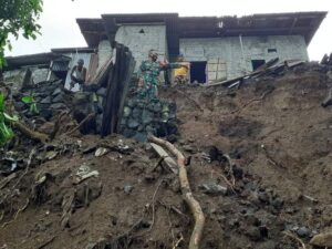 Belasan Rumah di Rua Sudah di Tubir Jurang