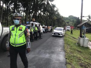 TNI-Polri Intensifkan Razia Kartu Vaksin