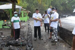 Banjir Rob Kepung Pesisir Ternate