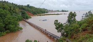 Korban Banjir-Longsor Di Lokep Teratasi