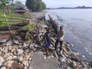 Talud Rusak, Warga Minta Perhatian Pemda