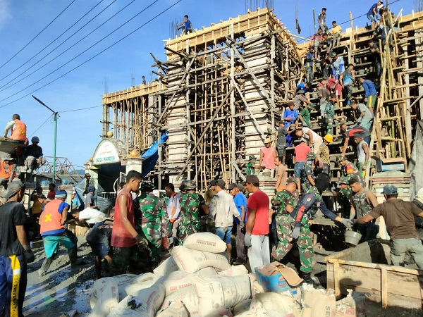 Koramil Galela Bantu Pembangunan Masjid Baiturrahman Mamuya
