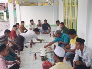 AWPI Halut Berbagi Takjil Sekaligus Bukber di Masjid Nurul Bahri