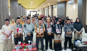 Wali Kota Ternate Lepas Jamaah Umroh Perdana