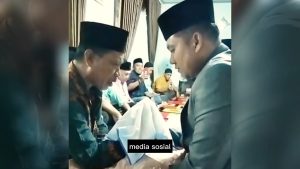 VIDEO : Viral, Pria Di Sanana Menikah Dengan Mahar Tidak Boleh Minum Minuman Keras