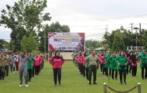 Sambut HUT Bhayangkara ke-77 Hingga Eratkan Solidaritas, Kodim Tobelo-Polres Halut Olahraga Bersama