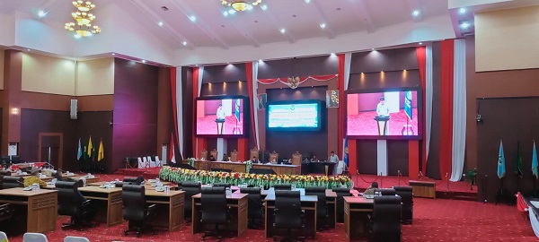 Paripurna Hasil Investigasi LKPj 2022, Wagub Pilih Hadiri HUT Kabupaten Kepsul