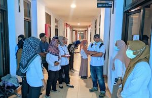 Kesal Gaji Tak Kunjung Dibayar, P3K Nakes Datangi Kantor Gubernur Malut
