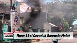 VIDEO : Geruduk Bawaslu Malut, GMKI GAMKI Desak DKPP Copot Ardian