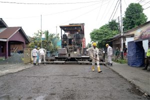 IWIP Terus Sajikan Kontribusi ke Daerah, Giliran Bangun Jalan Desa Lelilef Sawai
