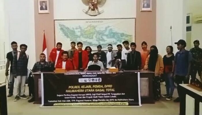 Anggota Dewan Kosong Saat Aksi, TOGAMMOLOKA-Cipayung ‘Ambil Alih’ DPRD Halut