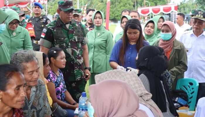 Penutupan TMMD ke-120 Kodim 1508/Tobelo Diwarnai Pengobatan Massal