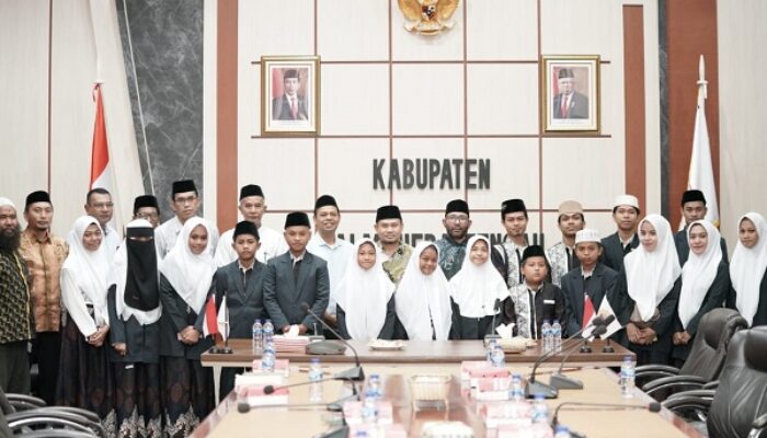 Pemda Lepas Kafilah MTQ Halteng, Siap Bersaing Daerah Lain di Tingkat Provinsi Malut