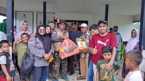 DPRD Halteng berikan bantuan pada warga korban banjir