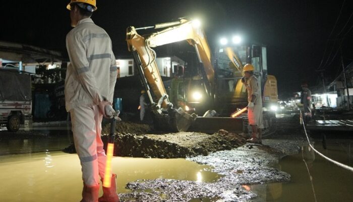 Wujudkan Komitmen Bersama Pemkab Halteng, IWIP Perbaiki Jalan Nasional