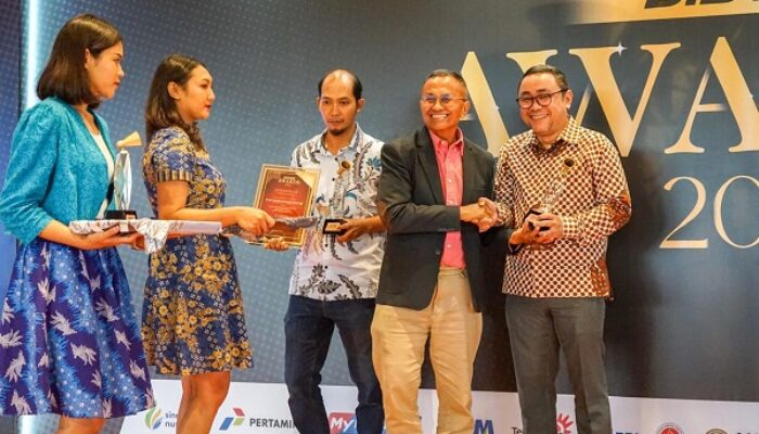 NHM Boyong Trofi Penghargaan Perusahaan Tambang Swasta Terkonsisten dalam Penerapan K3 pada Perhelatan Disway Awards 2024