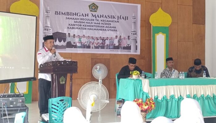 CJH Halut Diberi Bimbingan Haji, Rustam: Ini Penting, Jadi Jama’ah Harus Fokus