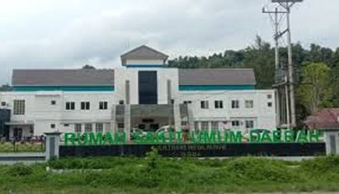 Demi Serimoni, RSUD Weda Cuekin Warga Datang Berobat