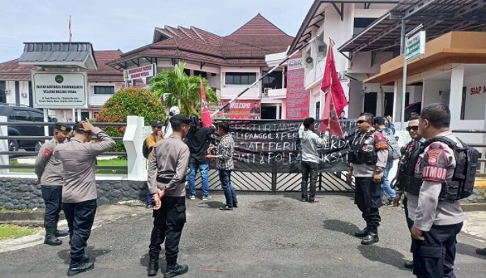 Pertanyakan Dugaan Korupsi Normalisasi Sungai, GMP Geruduk Kejati Malut