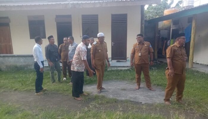 Tinjau Masjid Agung Al Amin, Wabup Halut Tekad Benahi Hingga Tambah Fasilitas Pendukung