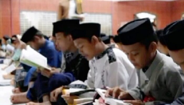 One Heart for Alquran: Mimpi Besar Haji Robert dari Bojongsari hingga Maluku Utara