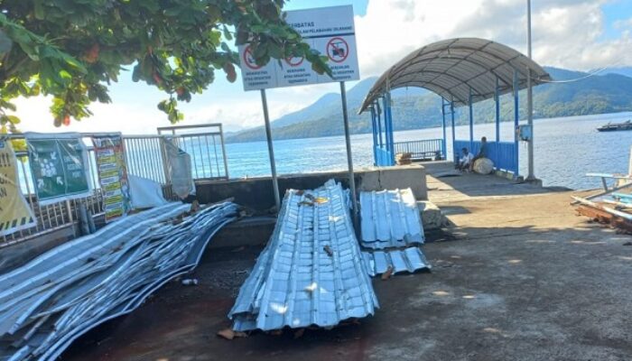 Proyek Rehab Pelabuhan Semut Ternate Terlantar