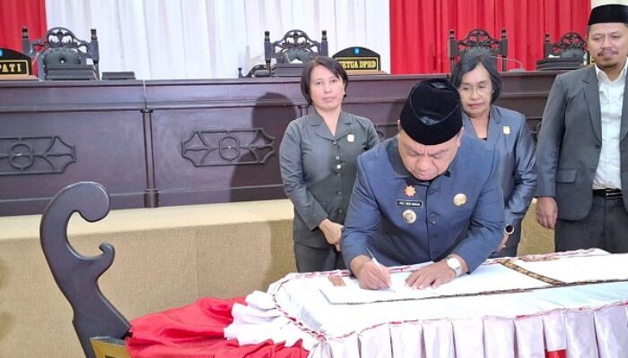 KUA-PPAS Halut 2026 Resmi Dibahas, Pemerintahan Piet-Kasman Cetak Sejarah APBD Surplus