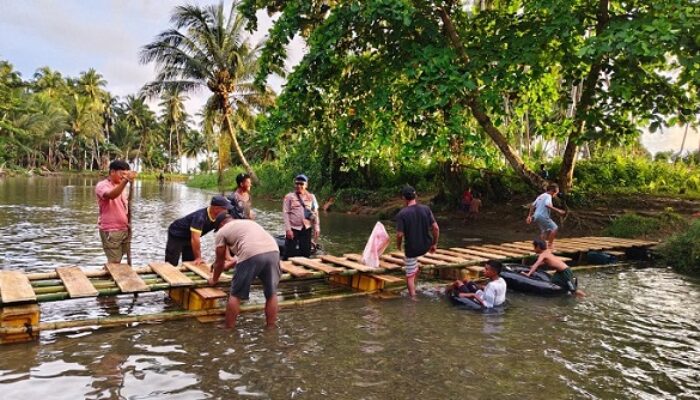 Kapolres Halsel Apresiasi Polsek Obi Selatan, Usai Buat Jembatan Rakit di Sungai Gosora