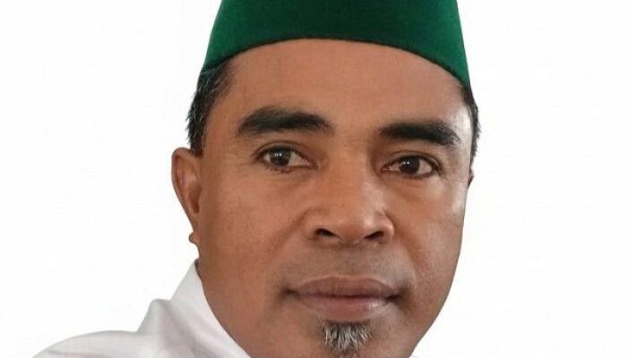 HAJI ROBERT DAN “KADO NATAL” YANG MENGINSPIRASI