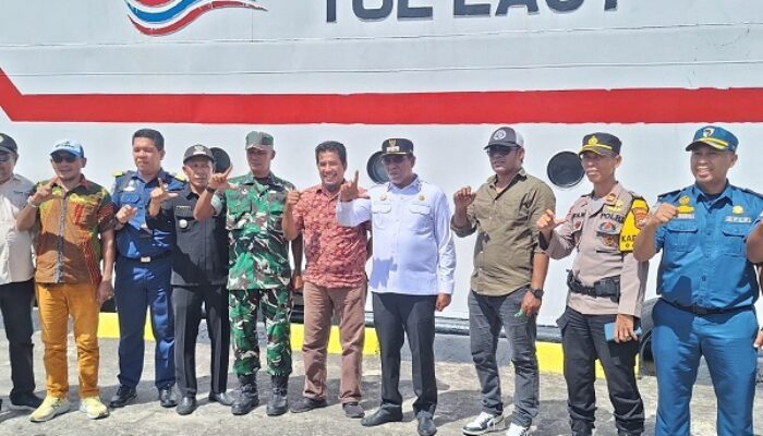 Kapal Perintis Resmi Berlabuh di Pelabuhan Galela, Sejarah Baru Pemerintahan Piet-Kasman