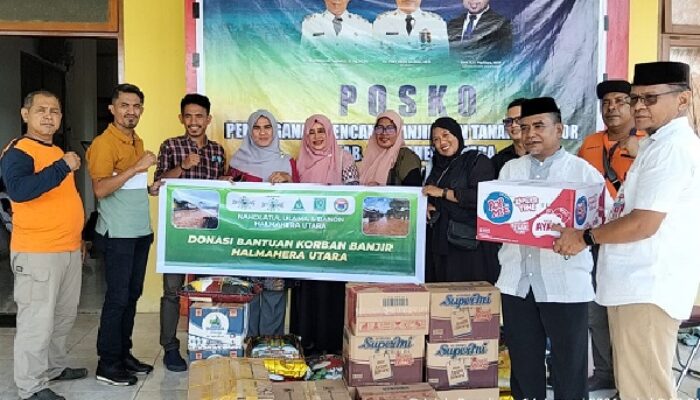 Peduli Korban Bencana, PCNU Bersama Banom NU Serahkan Bantuan ke Posko Utama