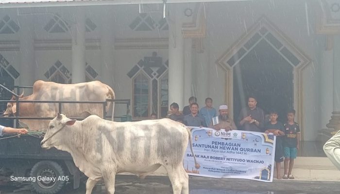 Dapat Hewan Kurban dari NHM, Pengurus Masjid Agung Subulussalam Haturkan Do’a Untuk Haji Robert